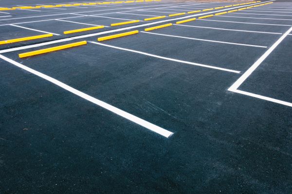 Asphalt Parking Lot Sealing in Hixson