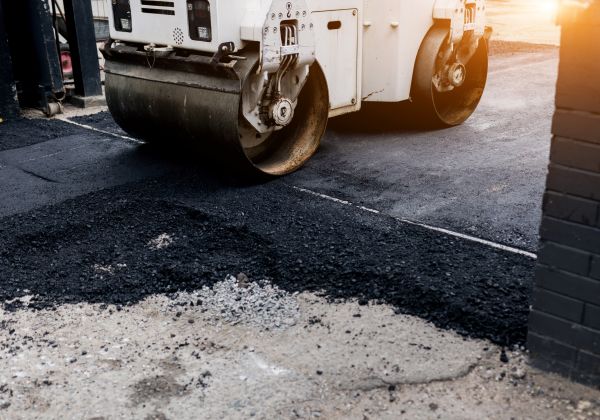 Blacktop Resealing in Hixson